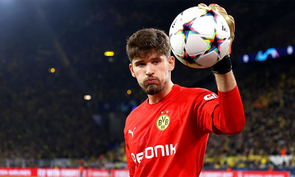 Die Nummer eins des BVB, Gregor Kobel, setzt auf Reusch!