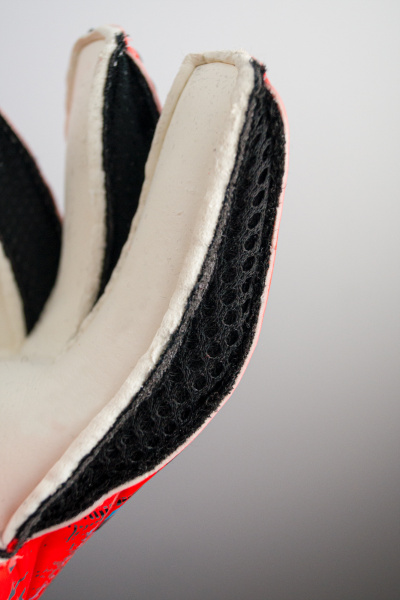 Reusch Attrakt Grip 5370815 3334 3334 3.jpg