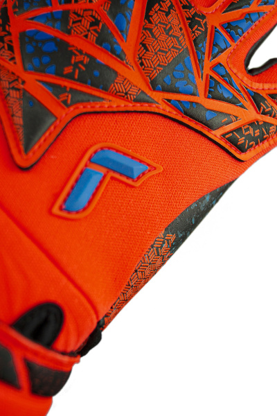 Reusch Attrakt Fusion Guardian 5470985 2211 2211 3