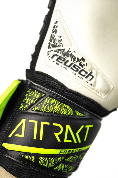 Reusch Attrakt Freegel Gold Finger Support Junior 
