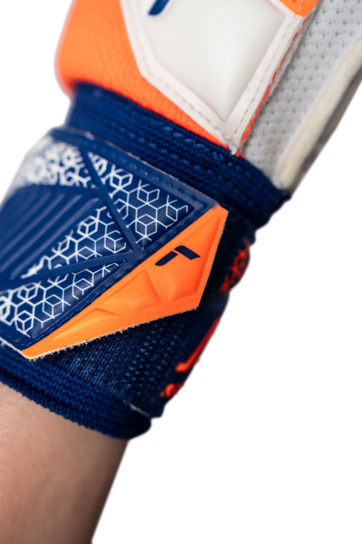 Reusch Attrakt Silver Junior 5572214 2500 2500 3.j
