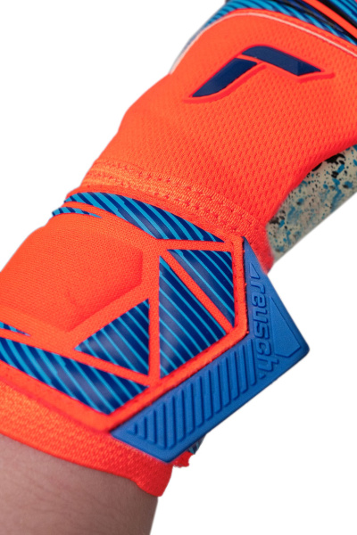 Reusch Attrakt Fusion NC 5670005 2290 blue orange 
