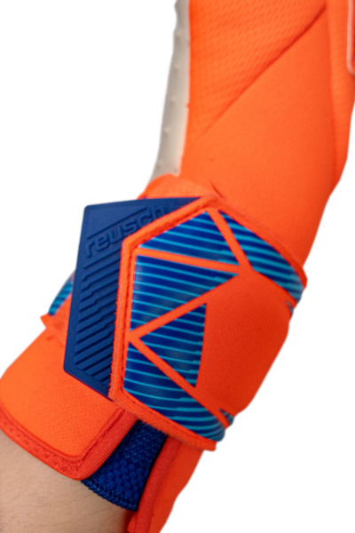 Reusch Attrakt SpeedBump Guardian 5670085 2290 blu