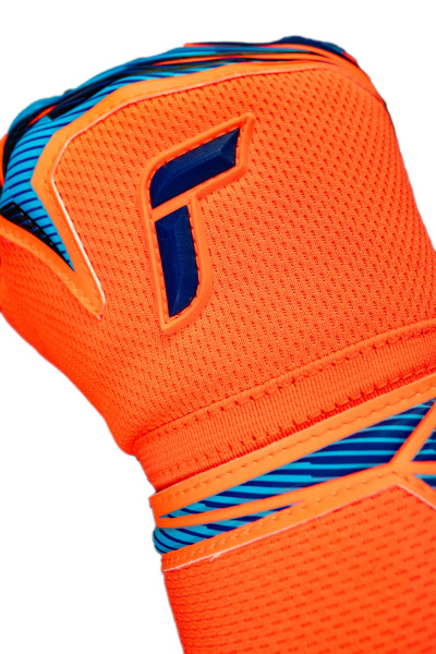 Reusch Attrakt Infinity Evolution NC 5670724 2289 