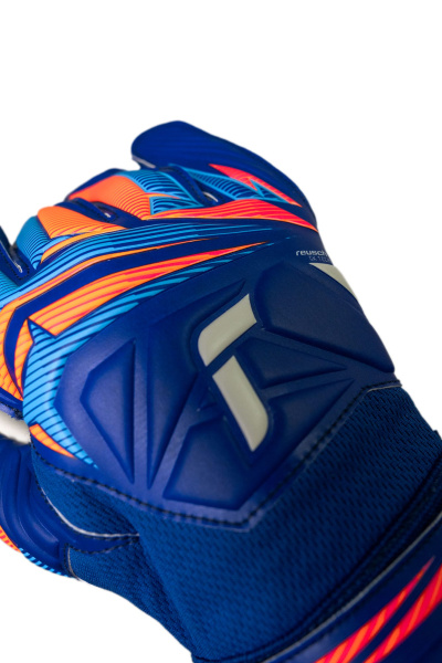 Reusch Attrakt Grip 5670815 4126 blue 4.jpg