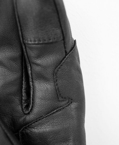 Reusch Cooper 6101131 7700 black 4.jpg