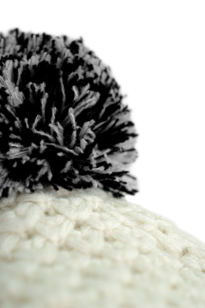 Reusch Elias Beanie 6180033 1065 white 4.jpg