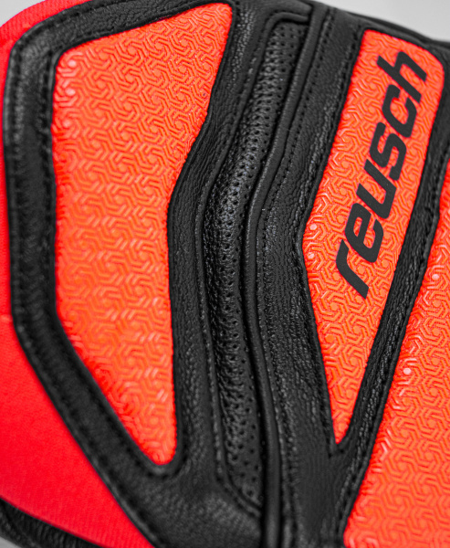 Reusch Worldcup Warrior DH 6211119 7809 black red 