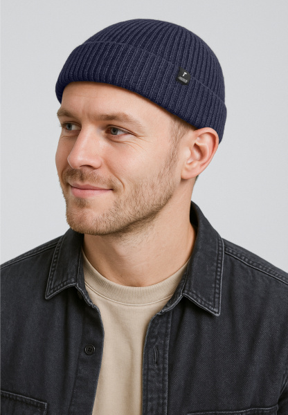 Reusch Fisherman Beanie 6589088 4517 black blue 7.